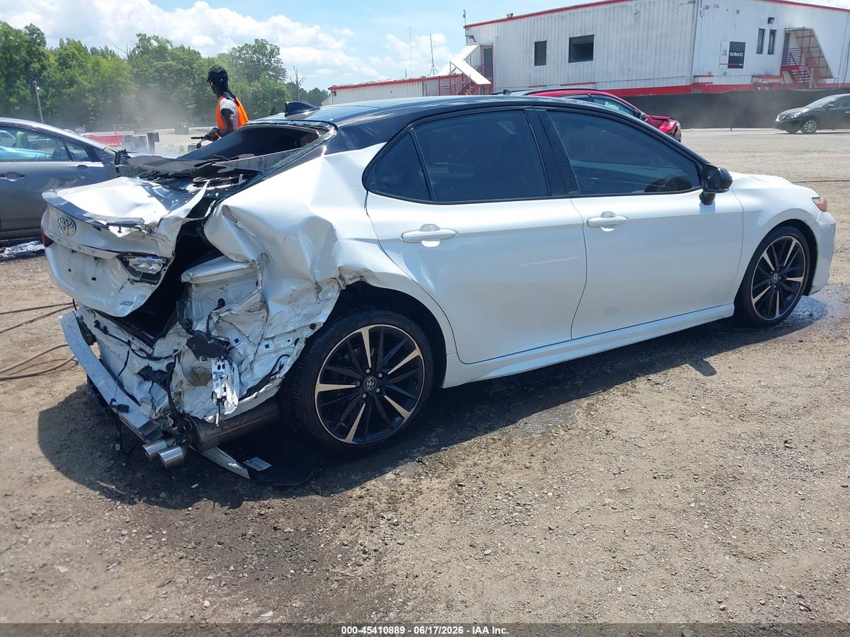 2020 TOYOTA CAMRY XSE — снимка 4