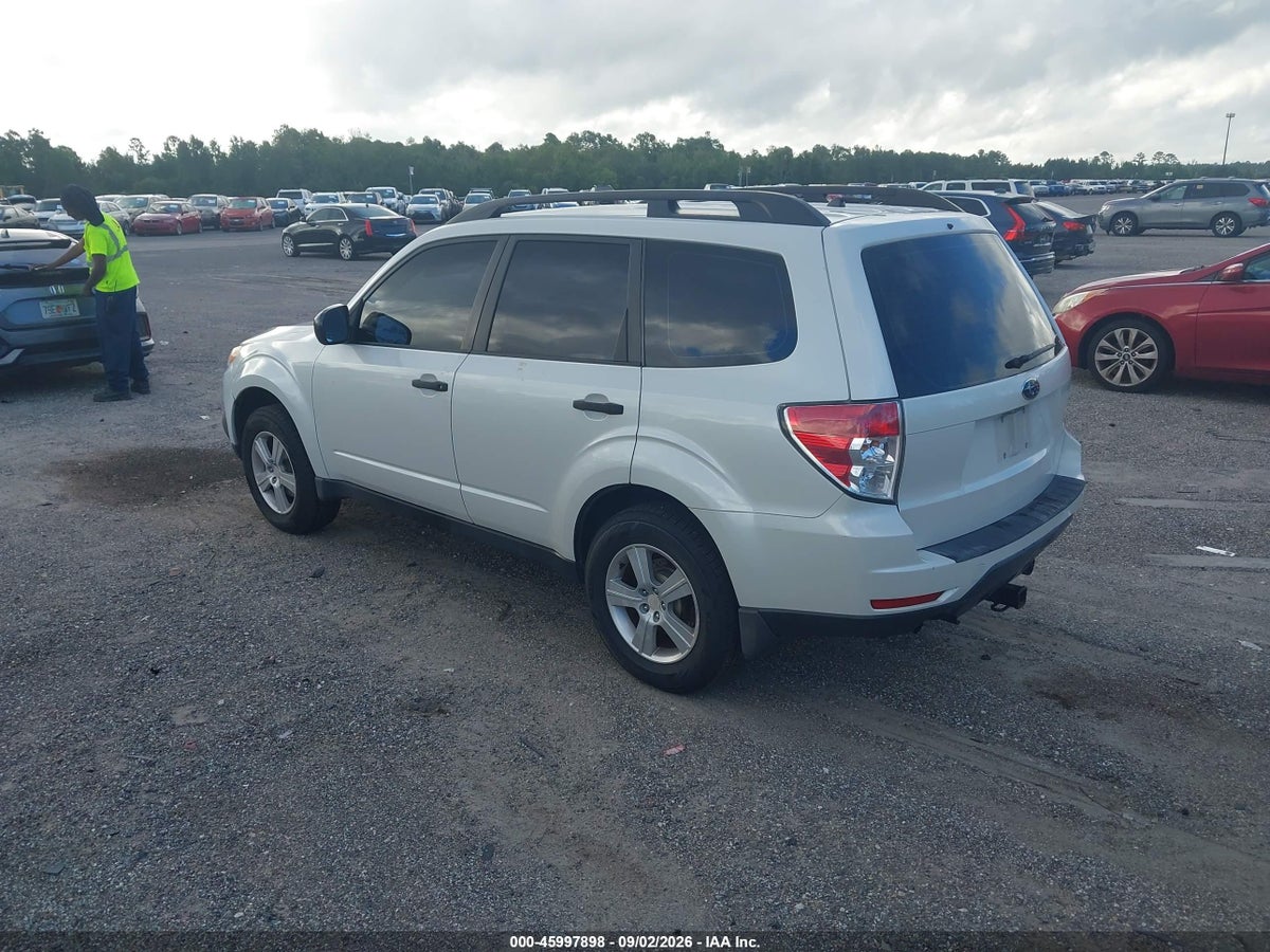 2011 SUBARU FORESTER 2.5X — снимка 3
