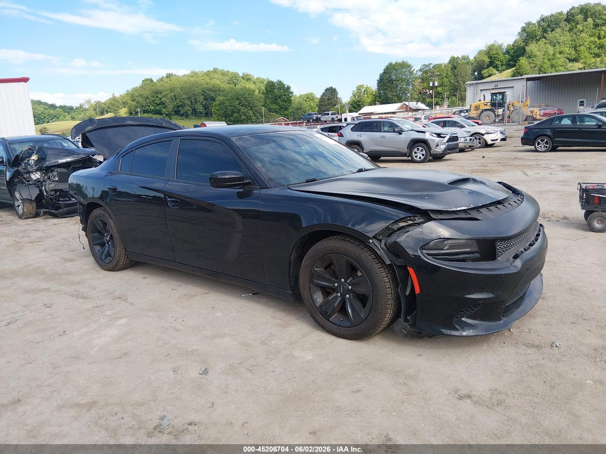 2016 DODGE CHARGER SXT