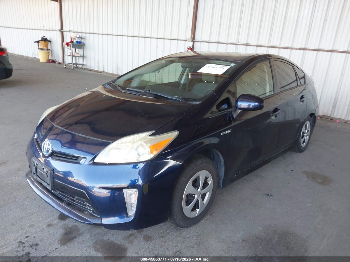 2015 TOYOTA PRIUS TWO — снимка 2