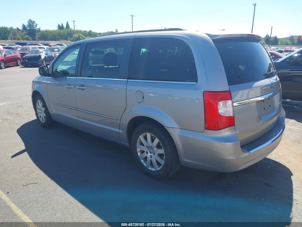 2015 CHRYSLER TOWN & COUNTRY LX — снимка 3