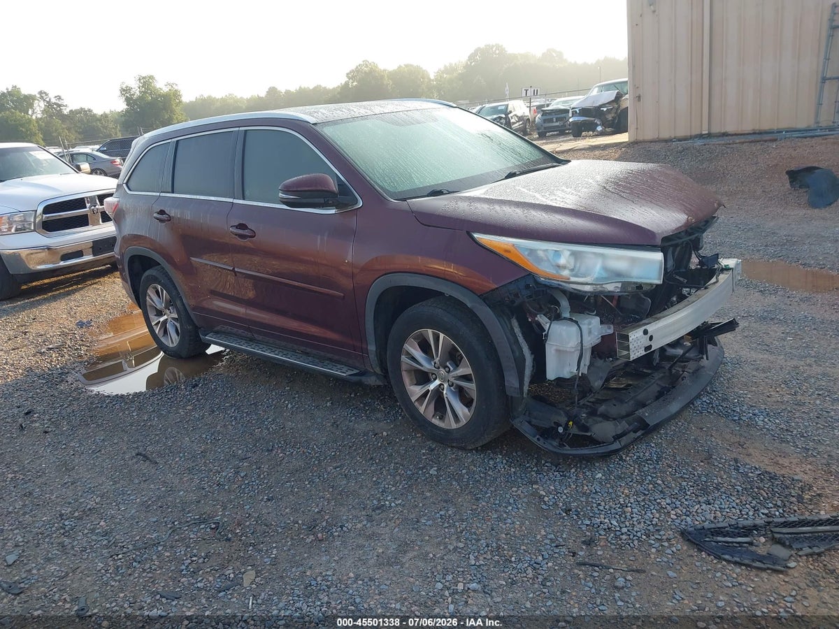 2015 TOYOTA HIGHLANDER XLE V6