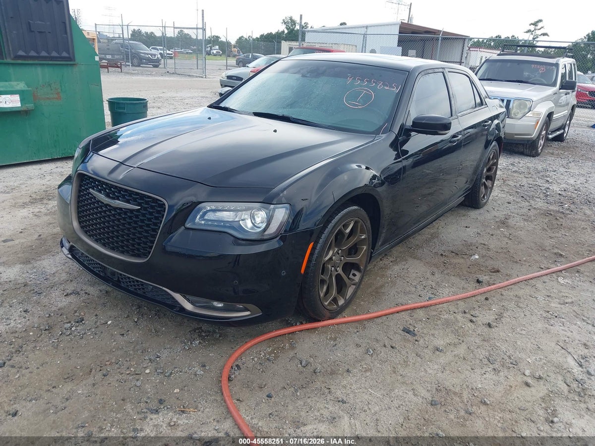 2017 CHRYSLER 300 300S ALLOY EDITION — снимка 2