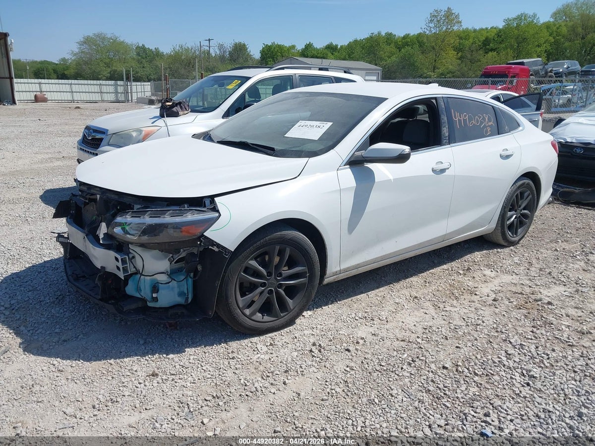 2016 CHEVROLET MALIBU 1LT — снимка 2