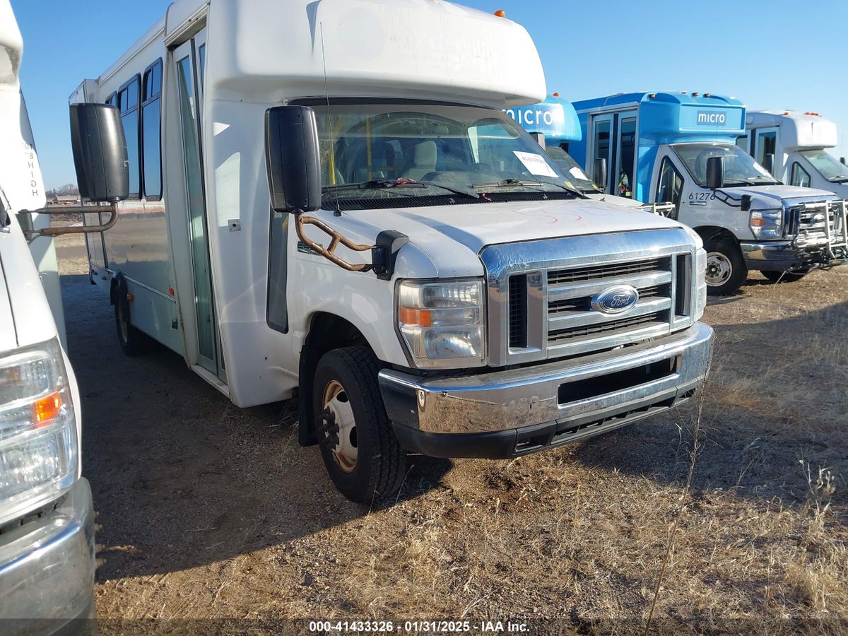 2016 FORD E-450 CUTAWAY