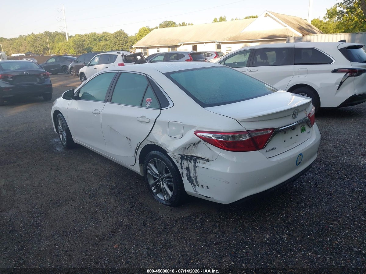 2016 TOYOTA CAMRY SE — снимка 3