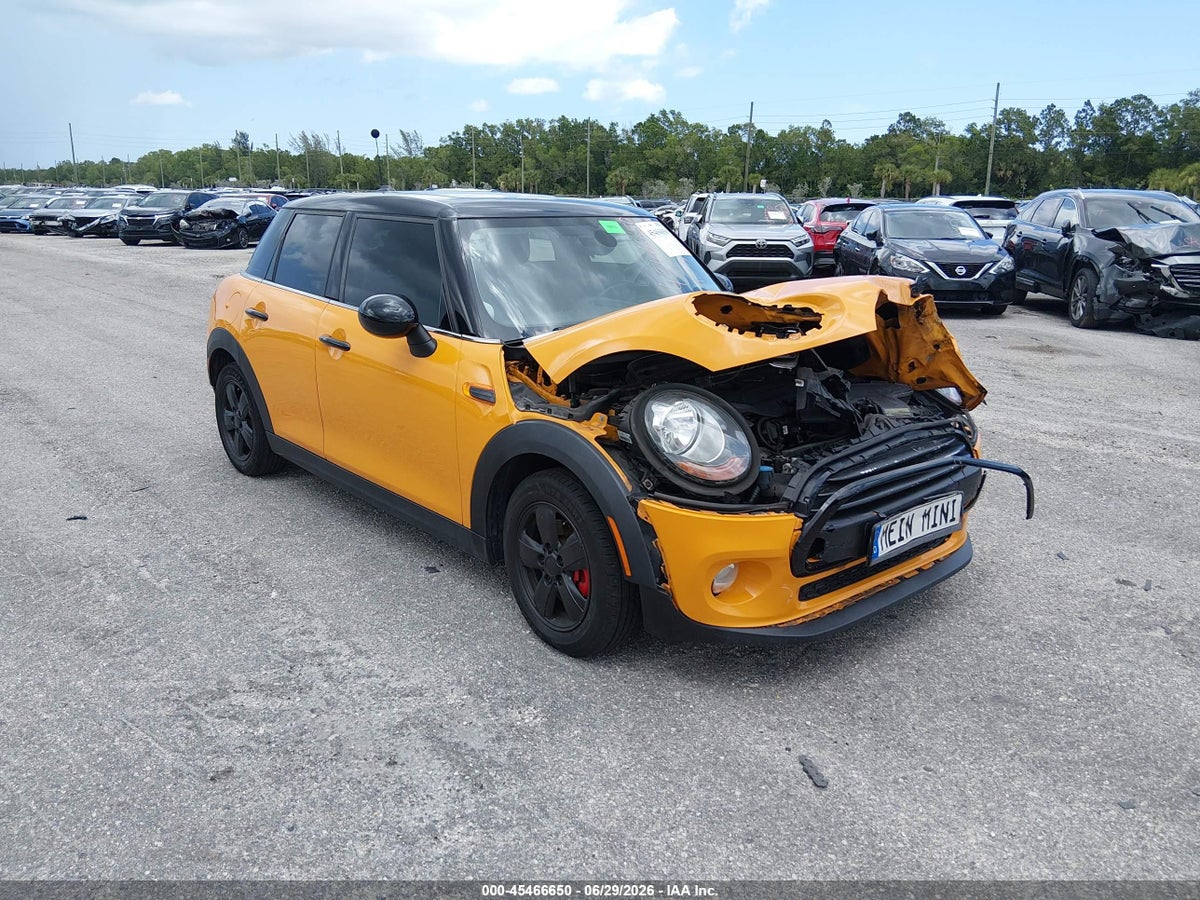 2015 MINI HARDTOP COOPER