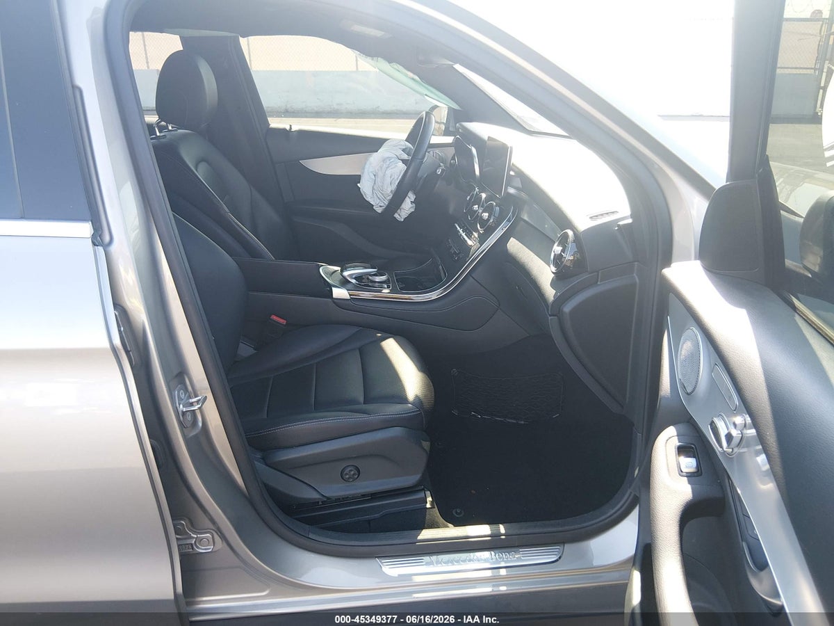 2019 MERCEDES-BENZ GLC 300 — снимка 5