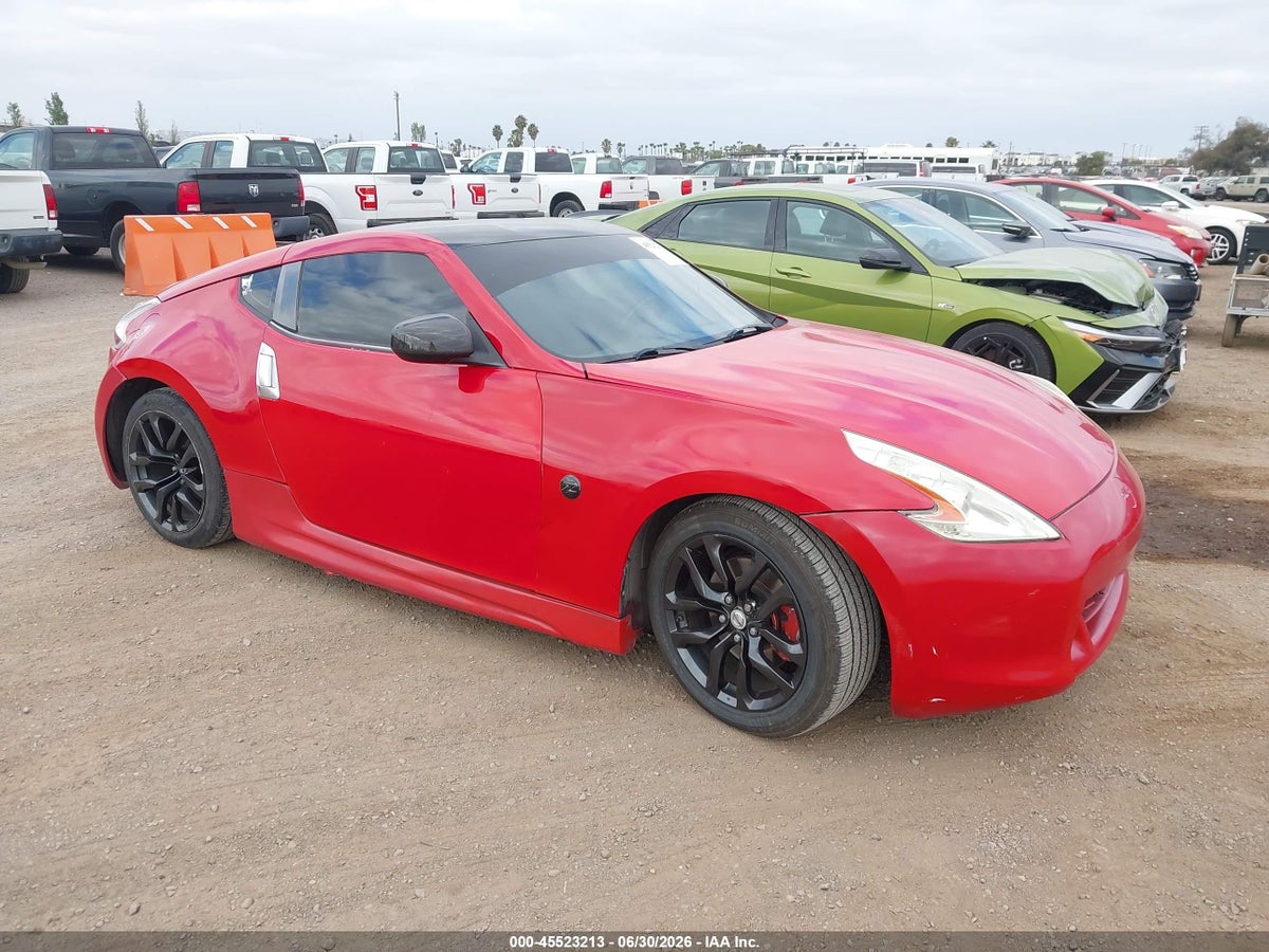 2015 NISSAN 370Z