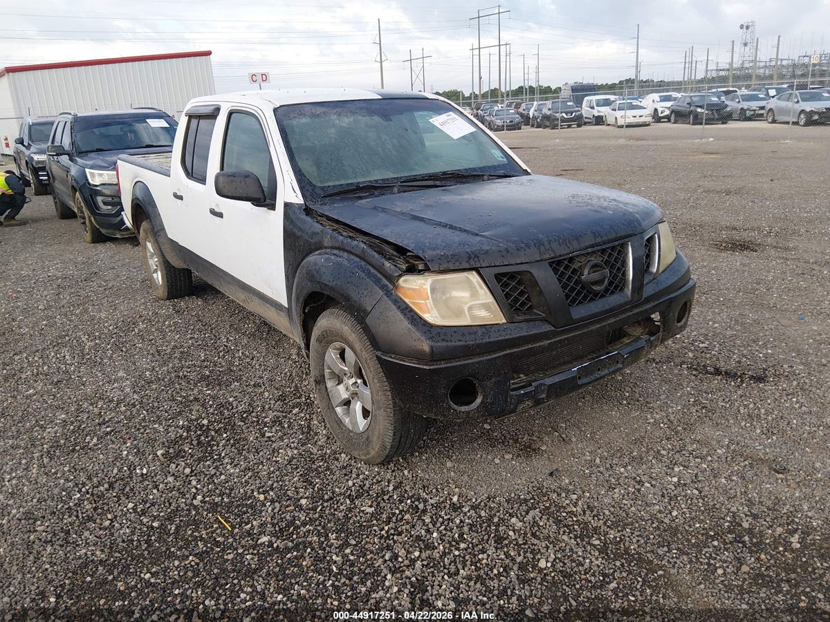 2011 NISSAN FRONTIER SV