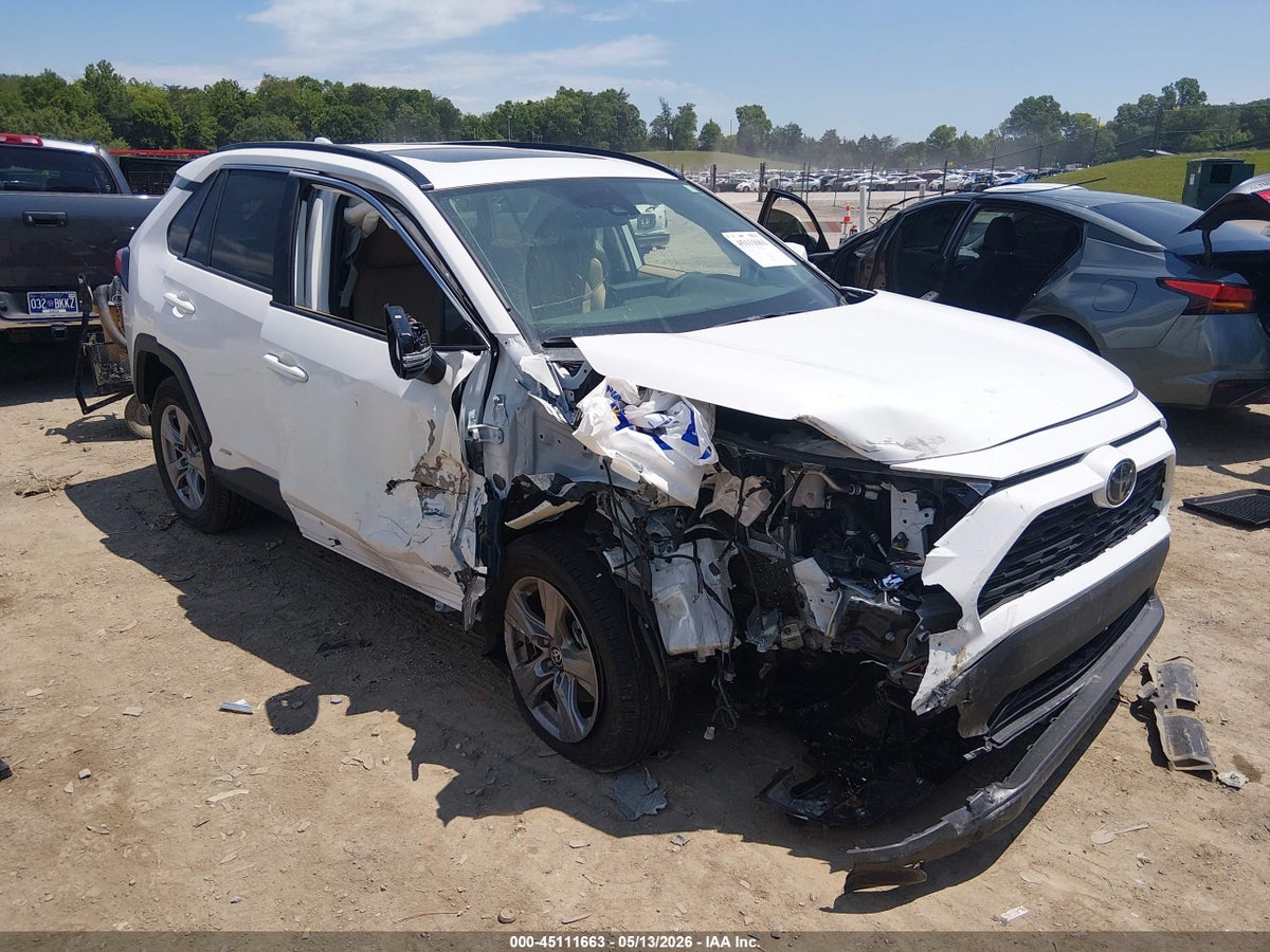 2025 TOYOTA RAV4 HYBRID XLE