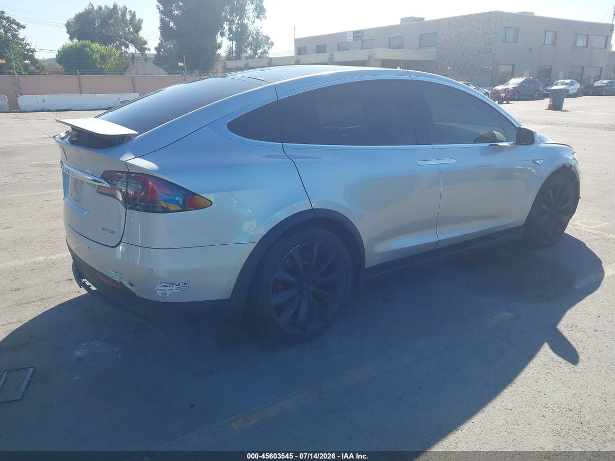 2016 TESLA MODEL X 75D/P100D/P90D — снимка 4