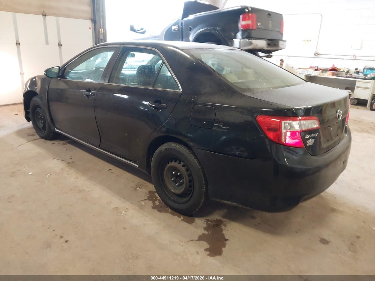 2012 TOYOTA CAMRY LE — снимка 3