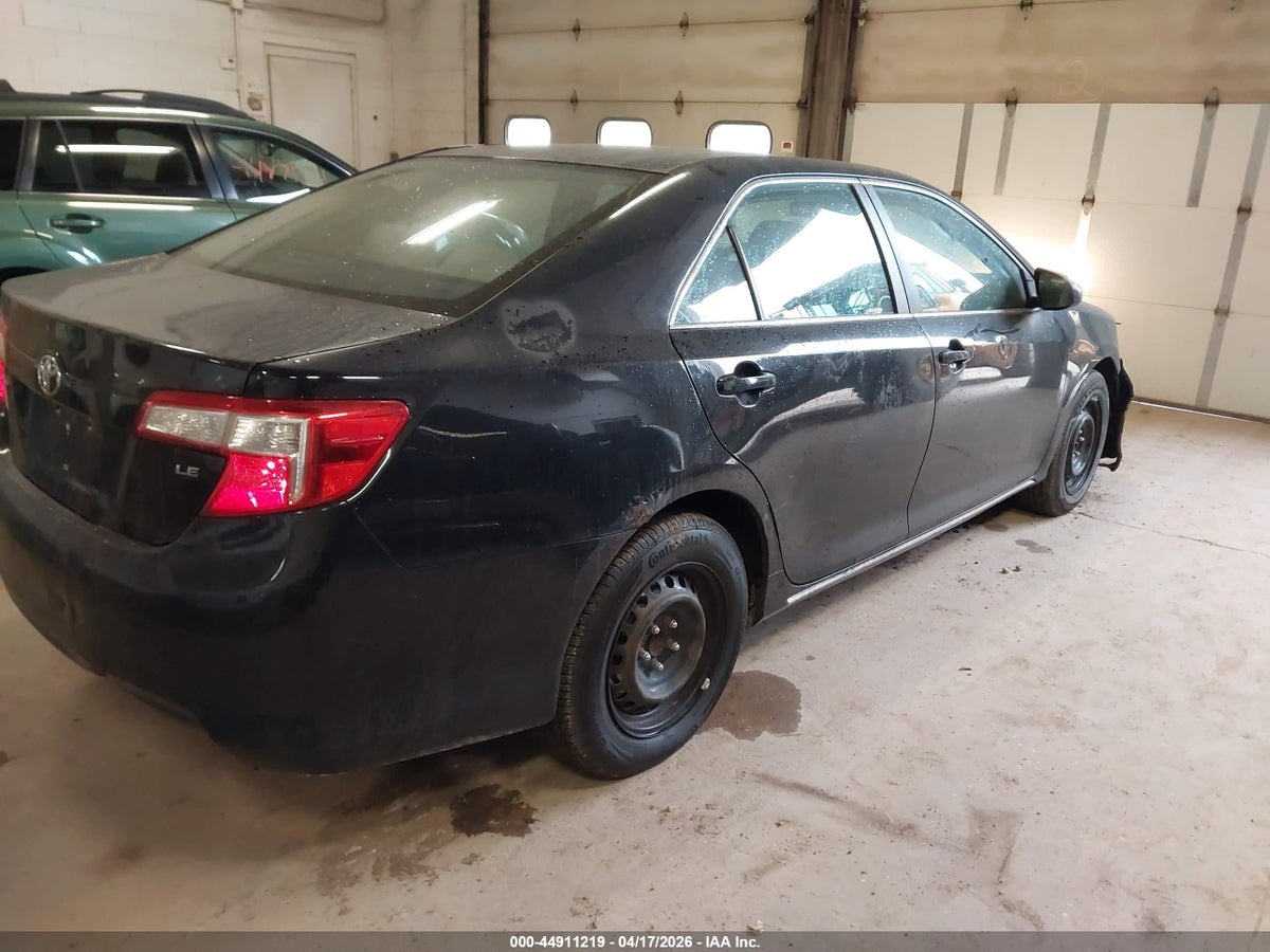 2012 TOYOTA CAMRY LE — снимка 4