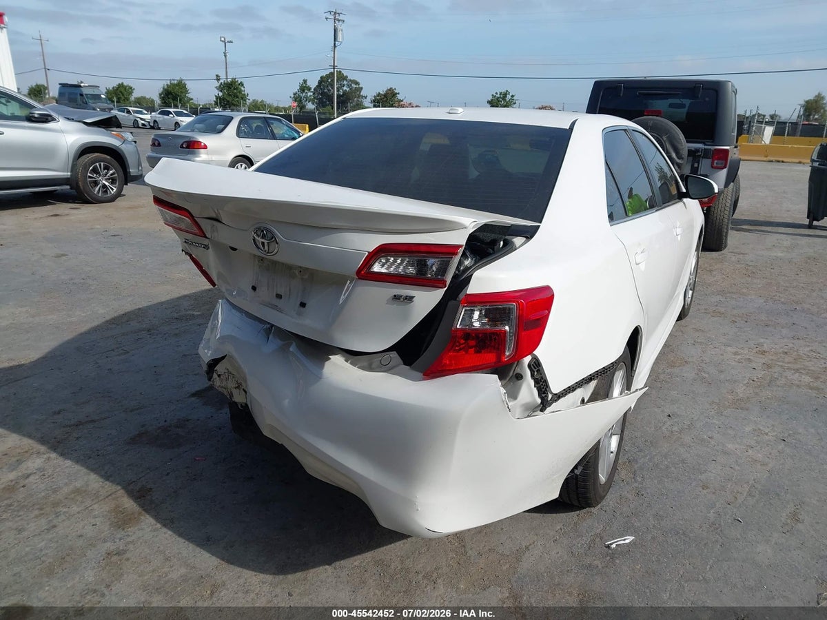 2014 TOYOTA CAMRY SE — снимка 4