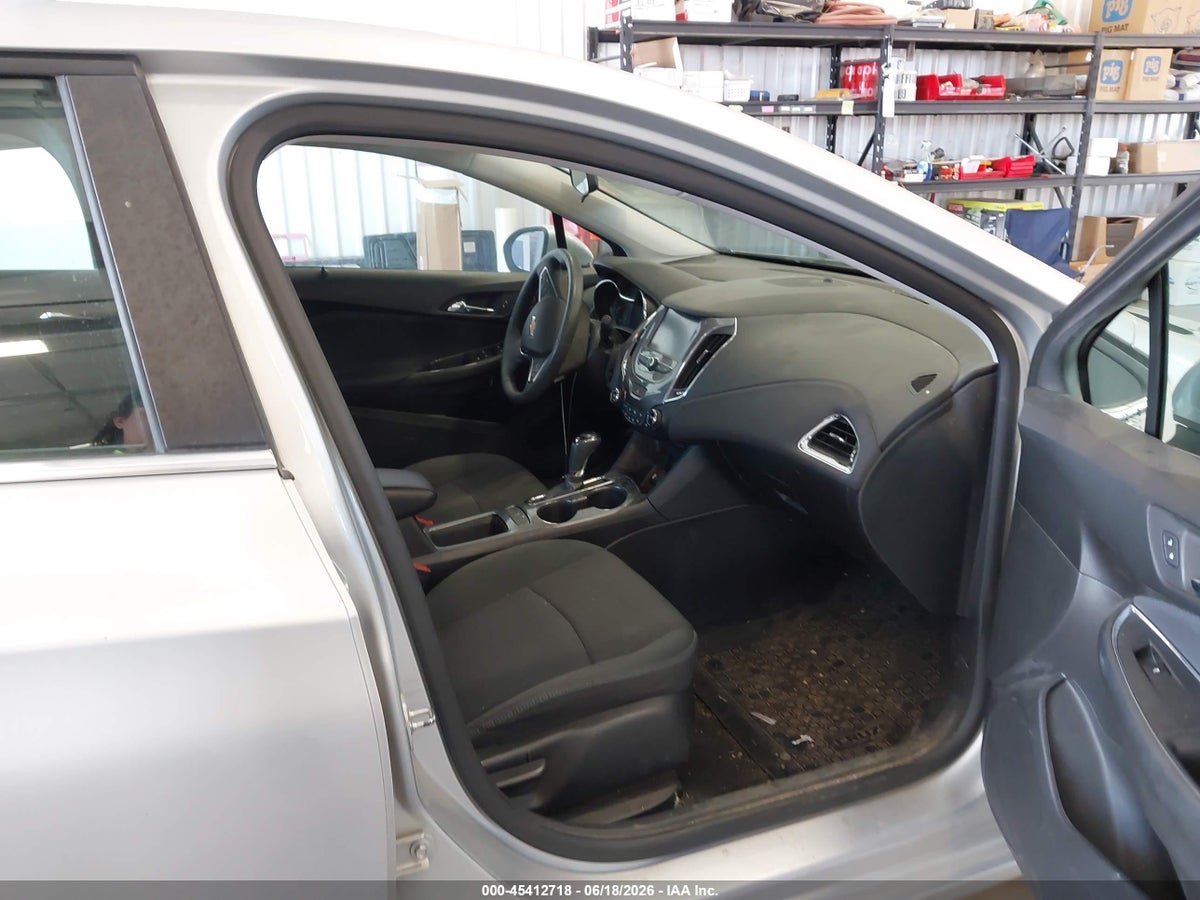 2017 CHEVROLET CRUZE LT AUTO — снимка 5