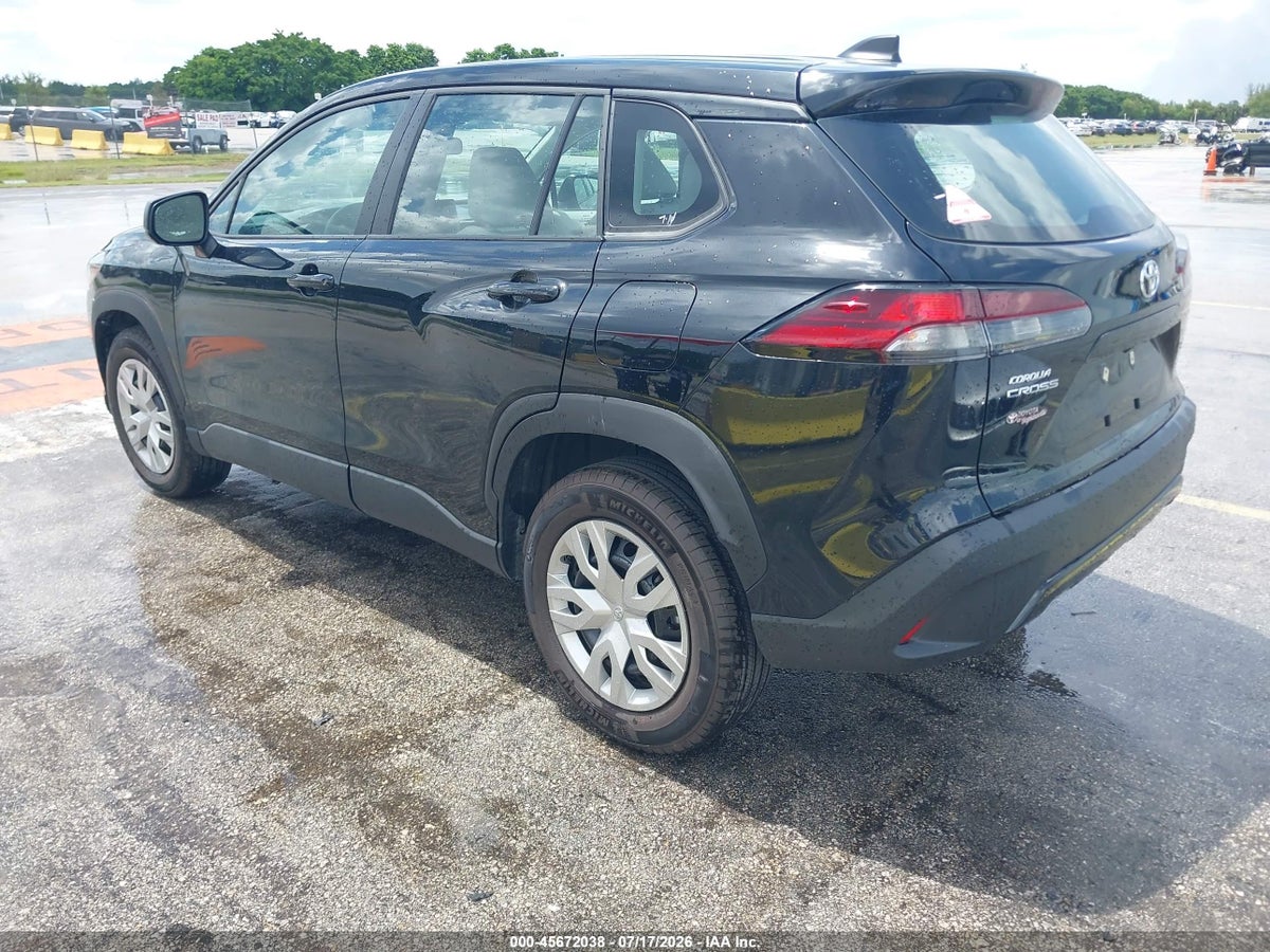 2026 TOYOTA COROLLA CROSS L — снимка 3