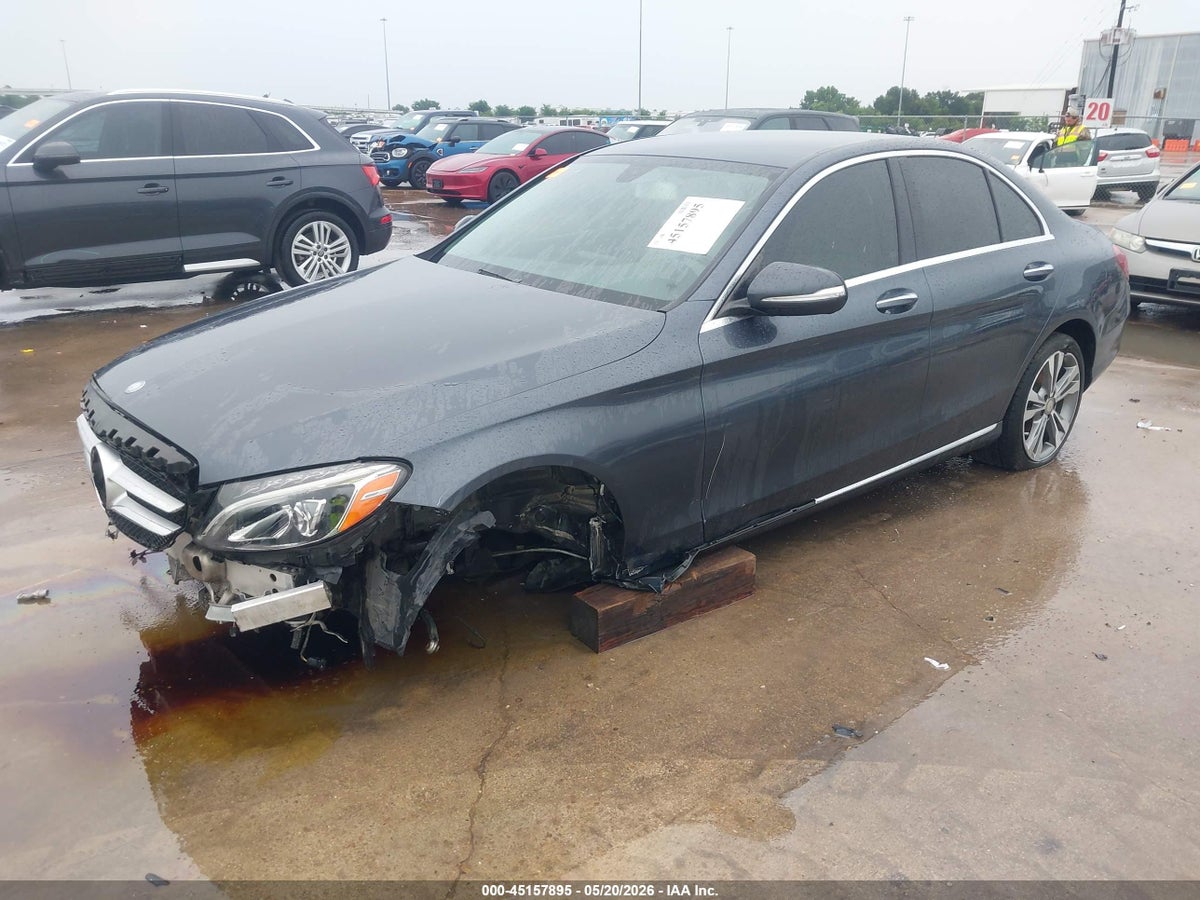 2015 MERCEDES-BENZ C 300 — снимка 2
