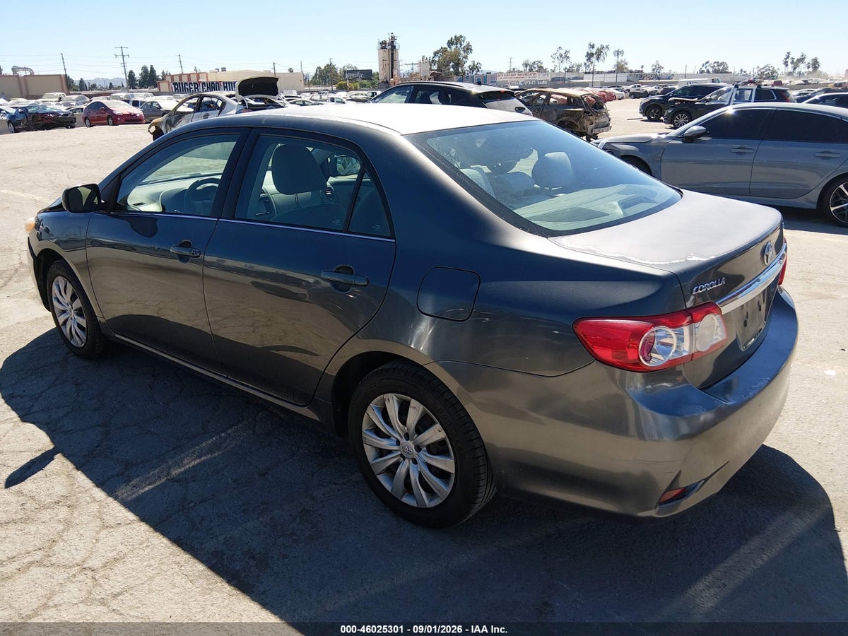 2013 TOYOTA COROLLA LE — снимка 3