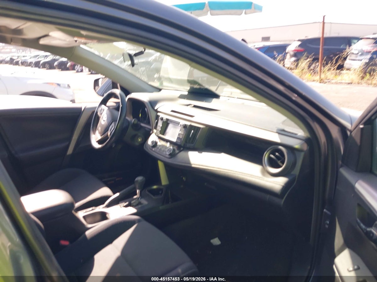 2016 TOYOTA RAV4 XLE — снимка 5