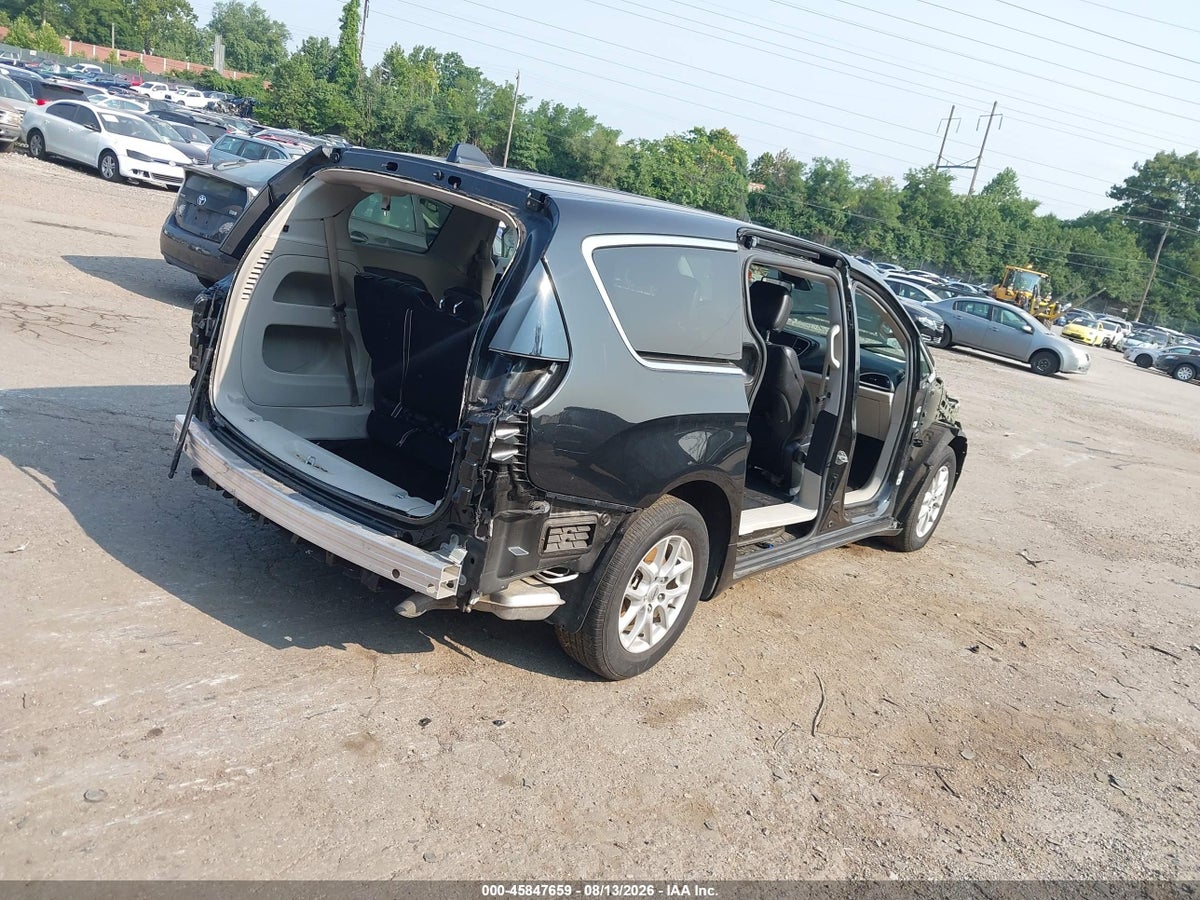 2023 CHRYSLER PACIFICA TOURING L — снимка 4
