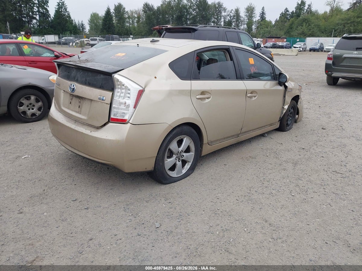 2010 TOYOTA PRIUS V — снимка 4