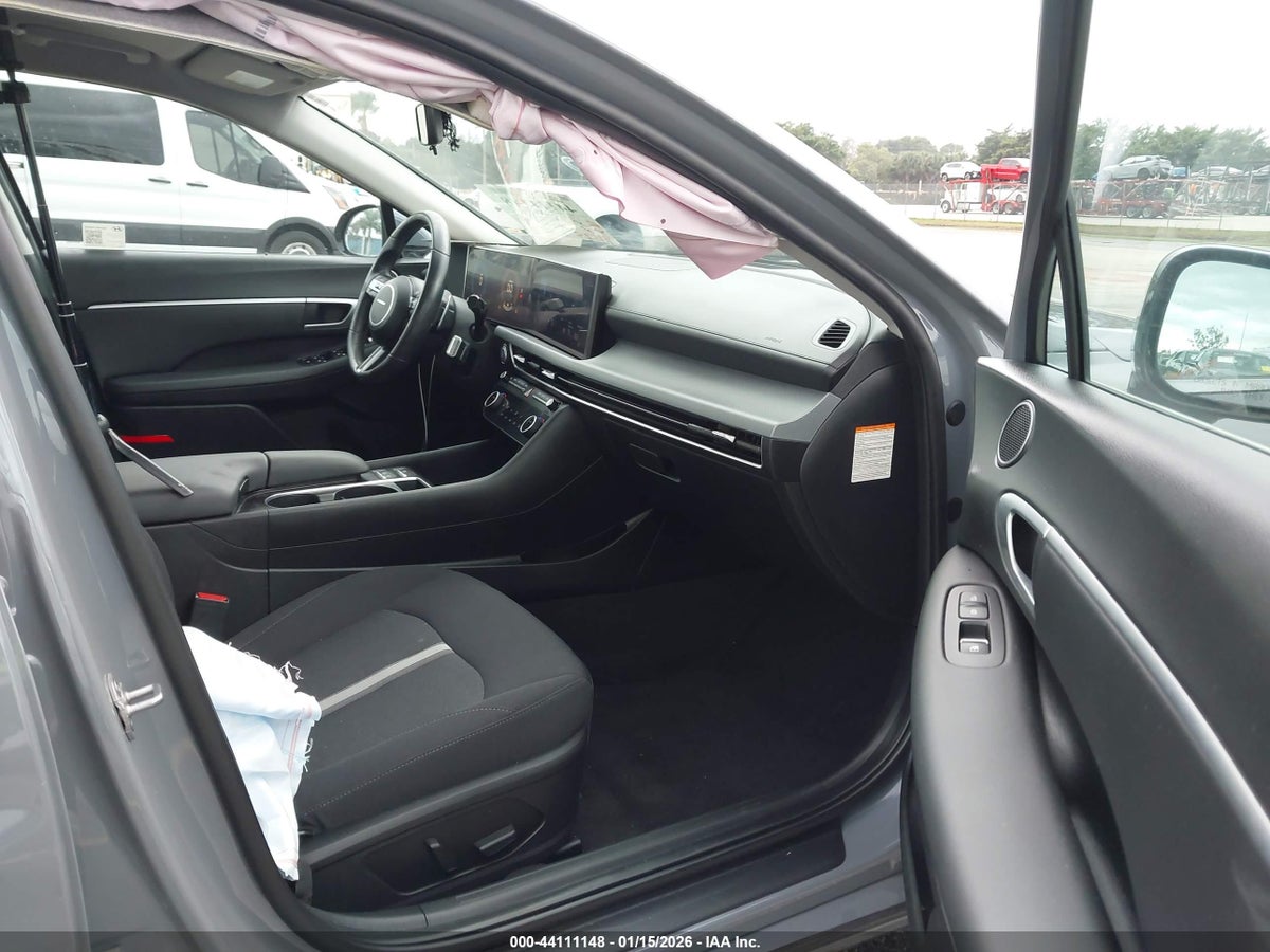 2025 HYUNDAI SONATA HYBRID SEL — снимка 5