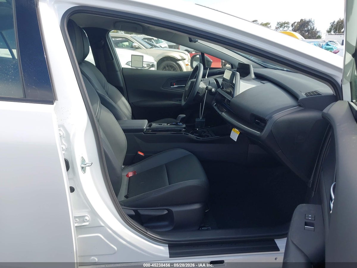 2026 TOYOTA PRIUS NIGHTSHADE — снимка 5