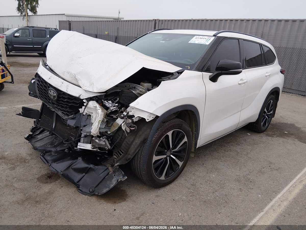 2021 TOYOTA HIGHLANDER XSE — снимка 2