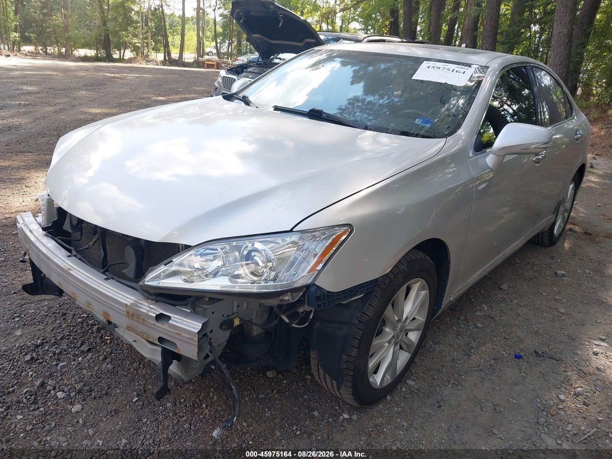 2011 LEXUS ES 350 — снимка 2