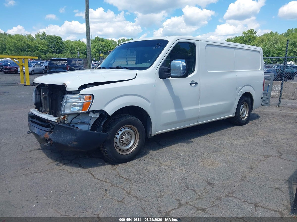 2015 NISSAN NV CARGO NV2500 HD S V8 — снимка 2