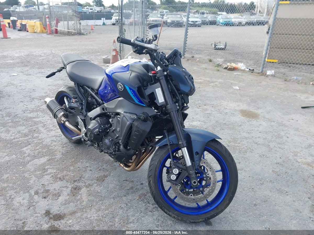 2023 YAMAHA MT09 C