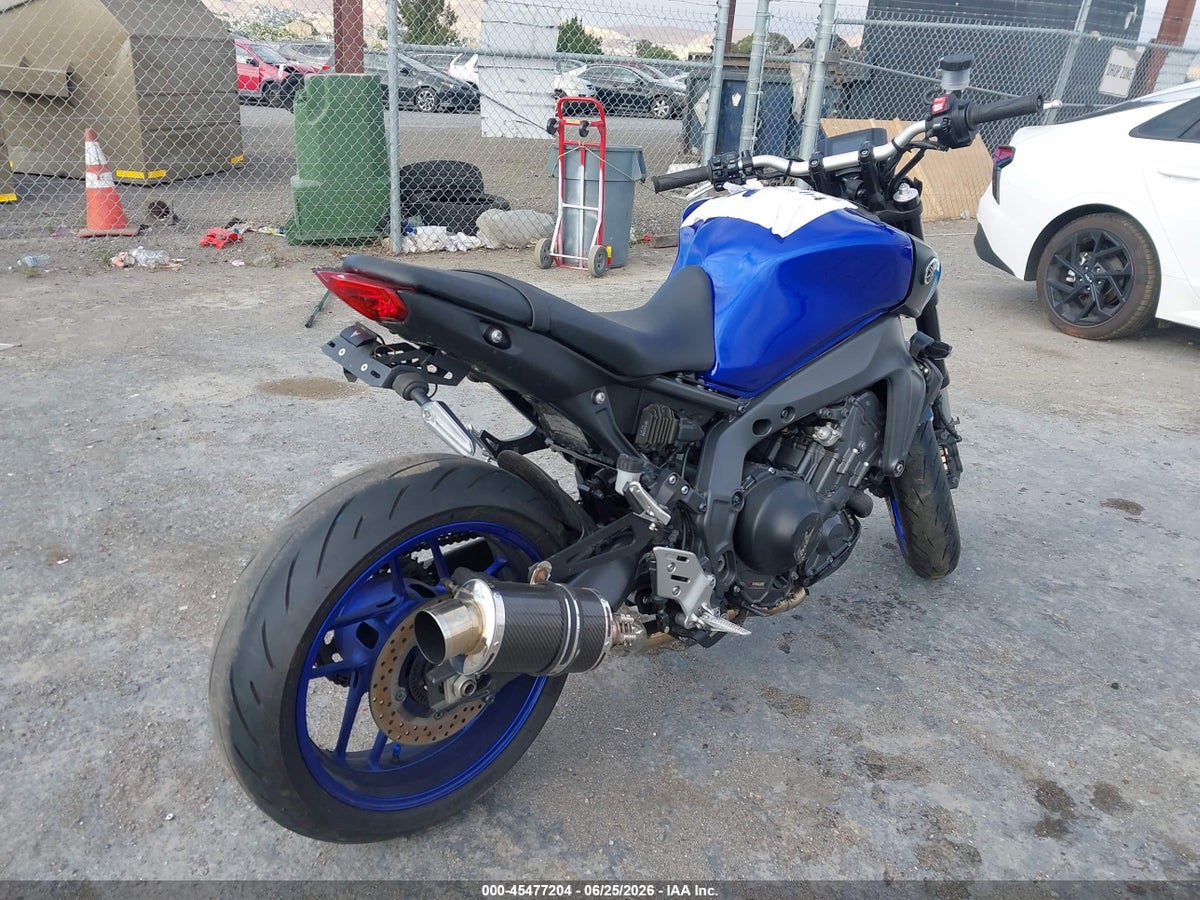 2023 YAMAHA MT09 C — снимка 4