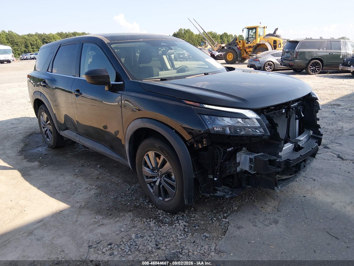2026 NISSAN PATHFINDER S