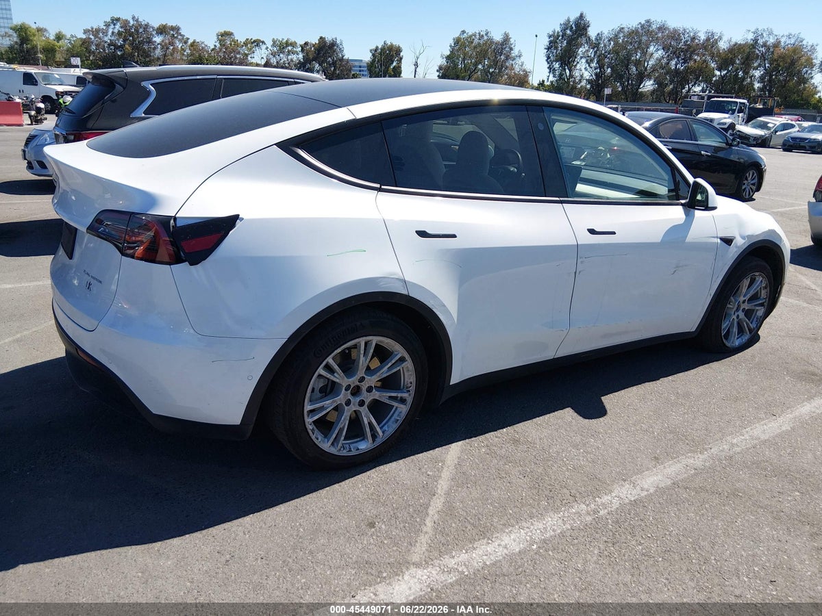 2022 TESLA MODEL Y LONG RANGE DUAL MOTOR ALL-WHEEL DRIVE — снимка 4