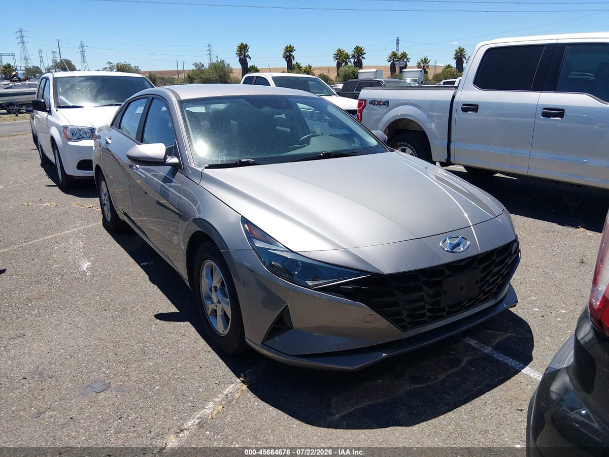 2023 HYUNDAI ELANTRA SE