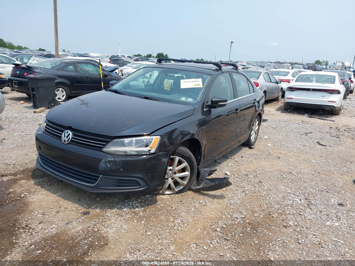 2013 VOLKSWAGEN JETTA 2.5L SE — снимка 2