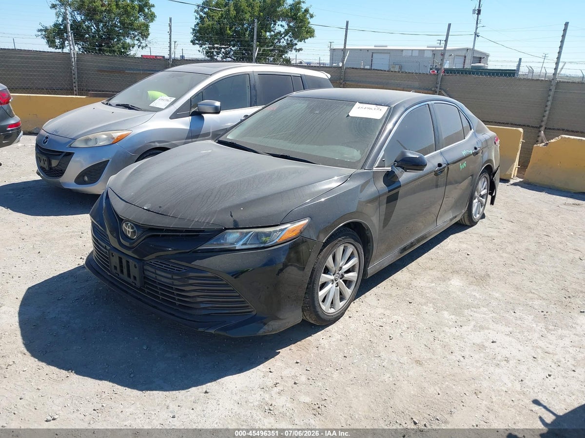 2019 TOYOTA CAMRY LE — снимка 2