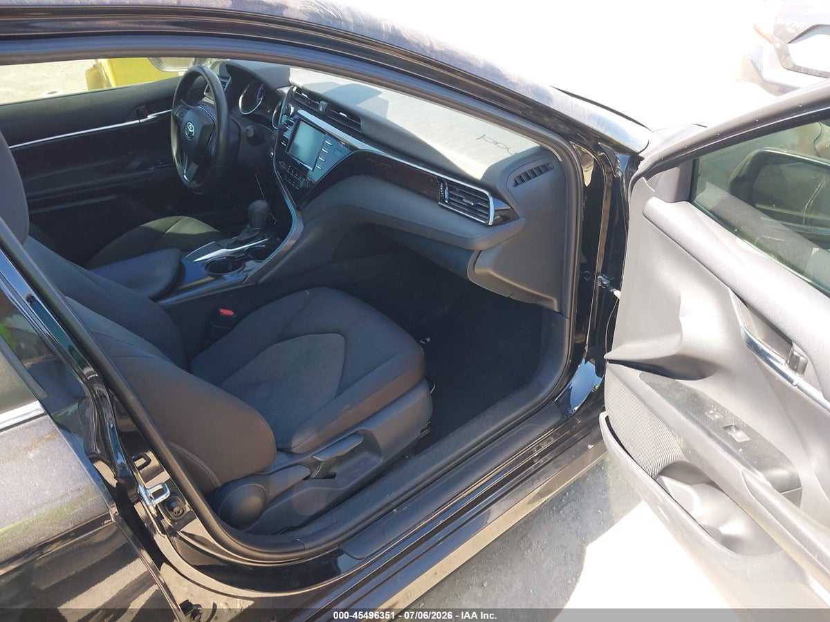 2019 TOYOTA CAMRY LE — снимка 5