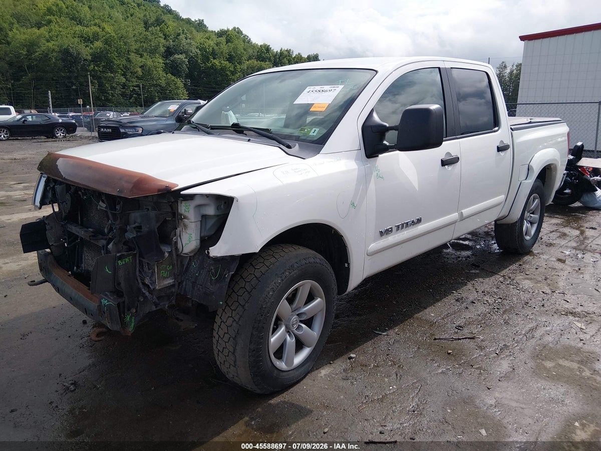 2012 NISSAN TITAN SV — снимка 2