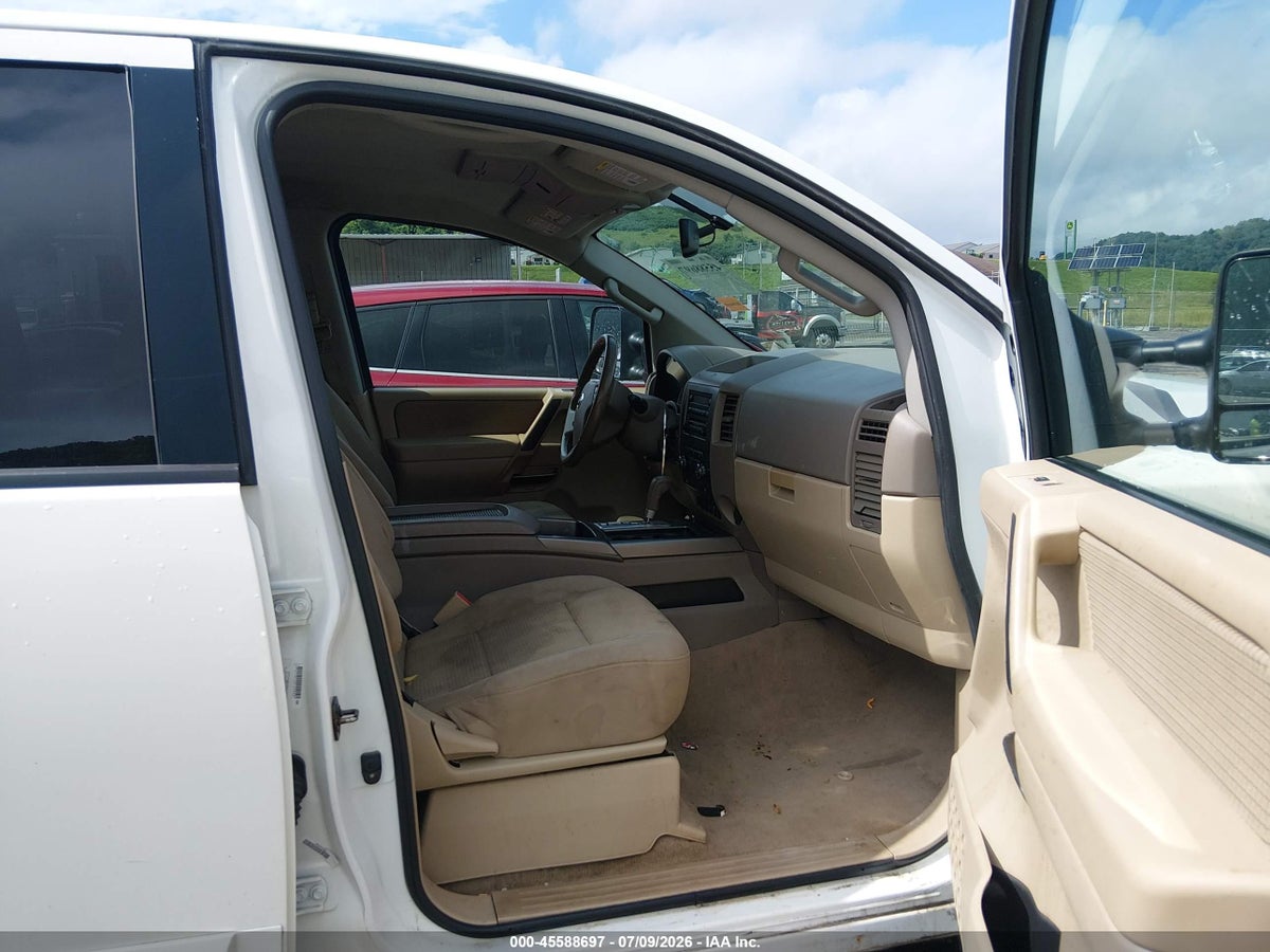 2012 NISSAN TITAN SV — снимка 5