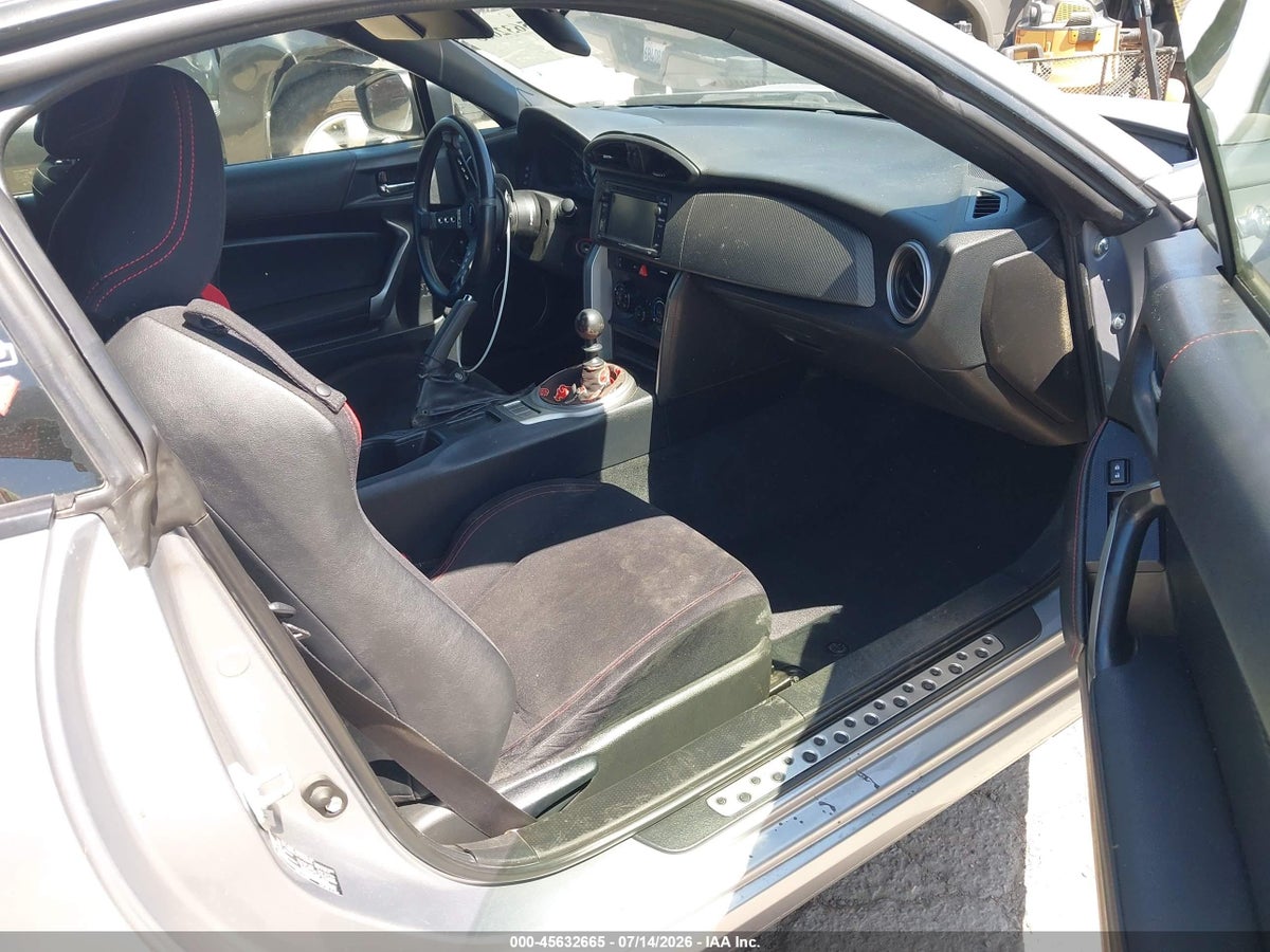 2015 SCION FR-S — снимка 5