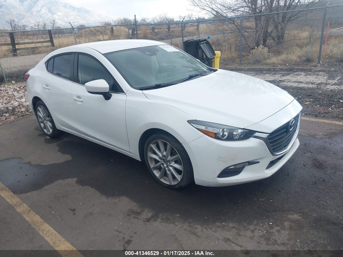 2017 MAZDA MAZDA3 TOURING