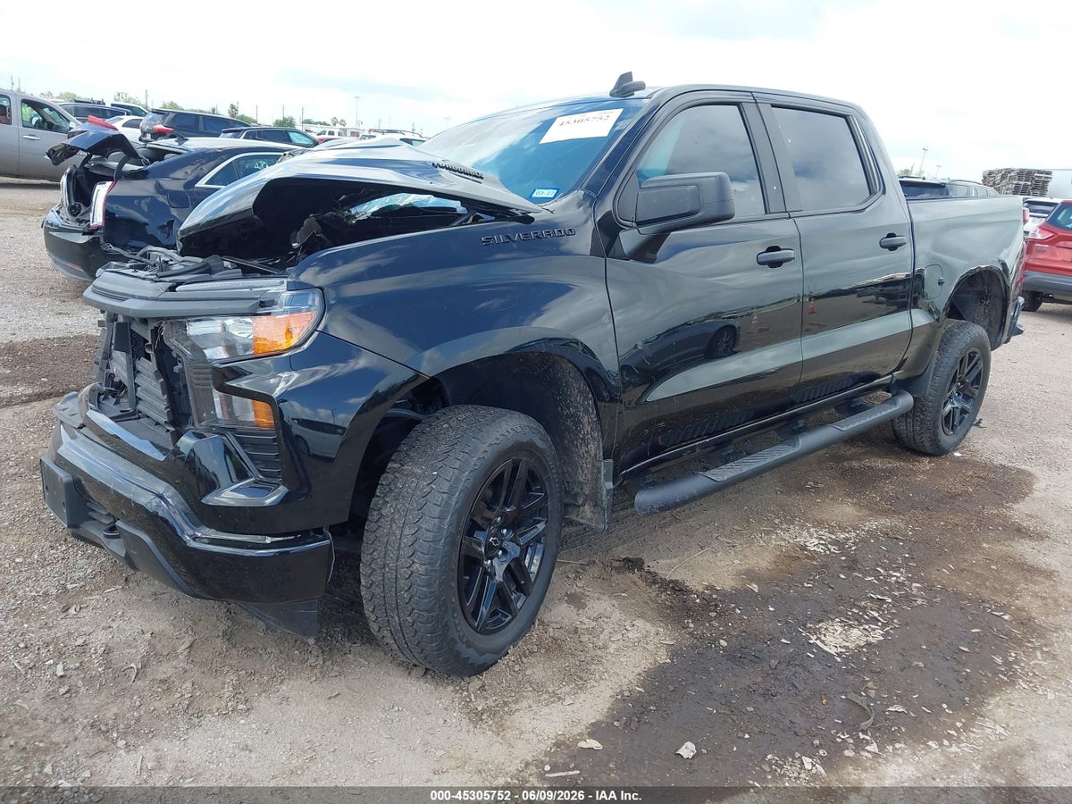 2025 CHEVROLET SILVERADO 1500 — снимка 2