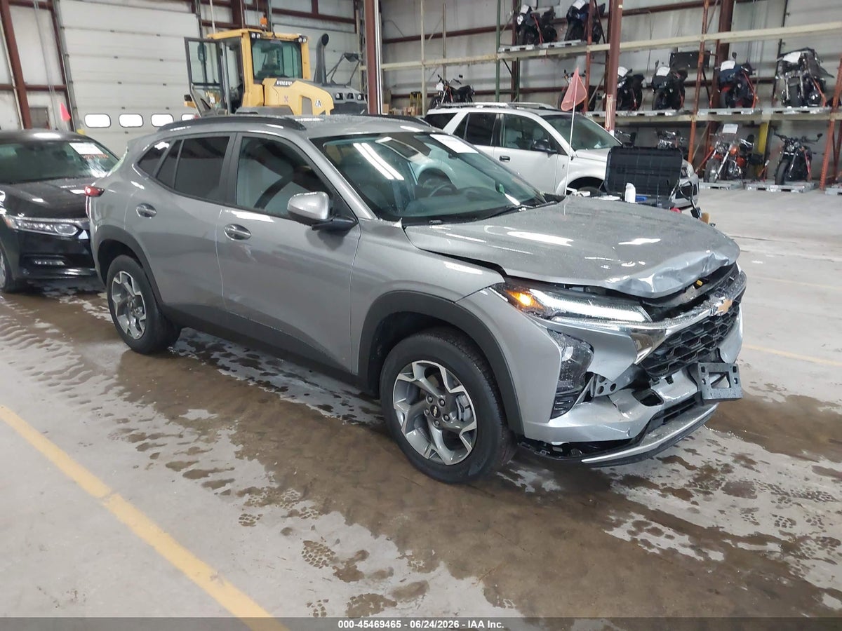 2025 CHEVROLET TRAX FWD LT