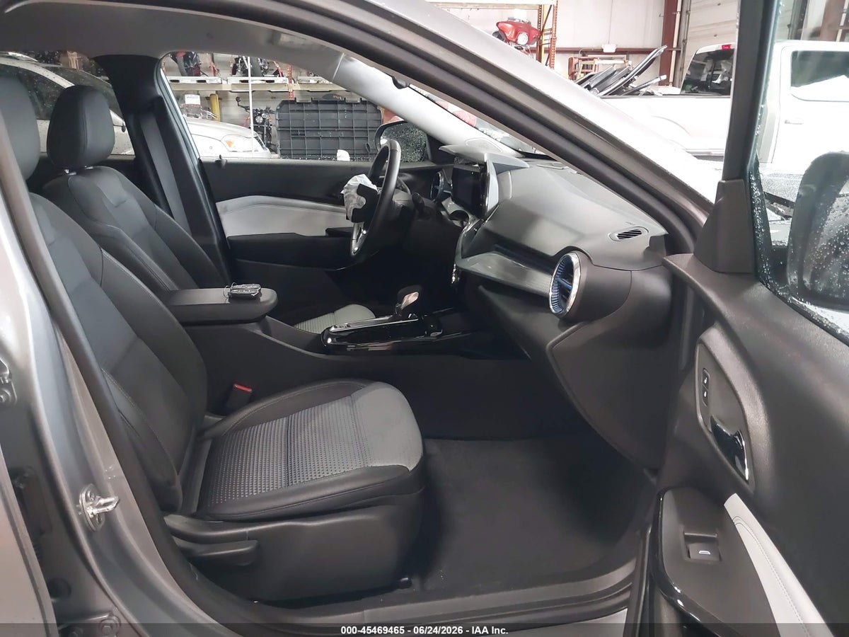2025 CHEVROLET TRAX FWD LT — снимка 5