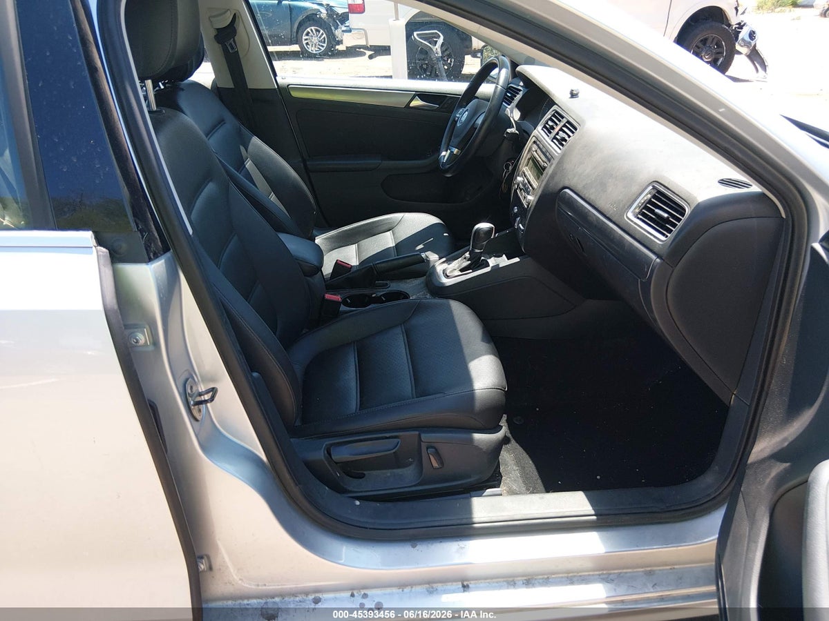 2013 VOLKSWAGEN JETTA 2.0L TDI — снимка 5
