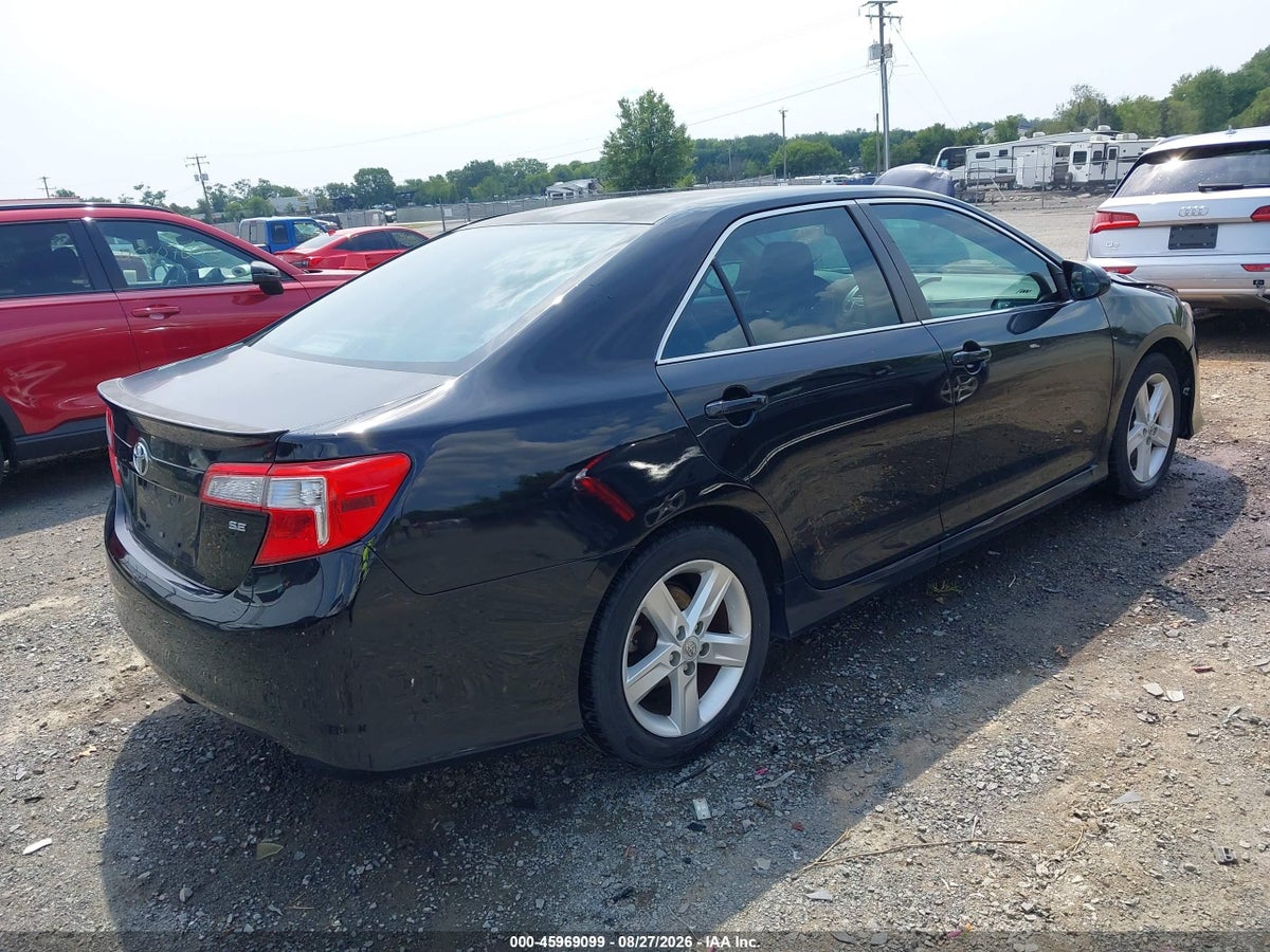 2013 TOYOTA CAMRY SE — снимка 4