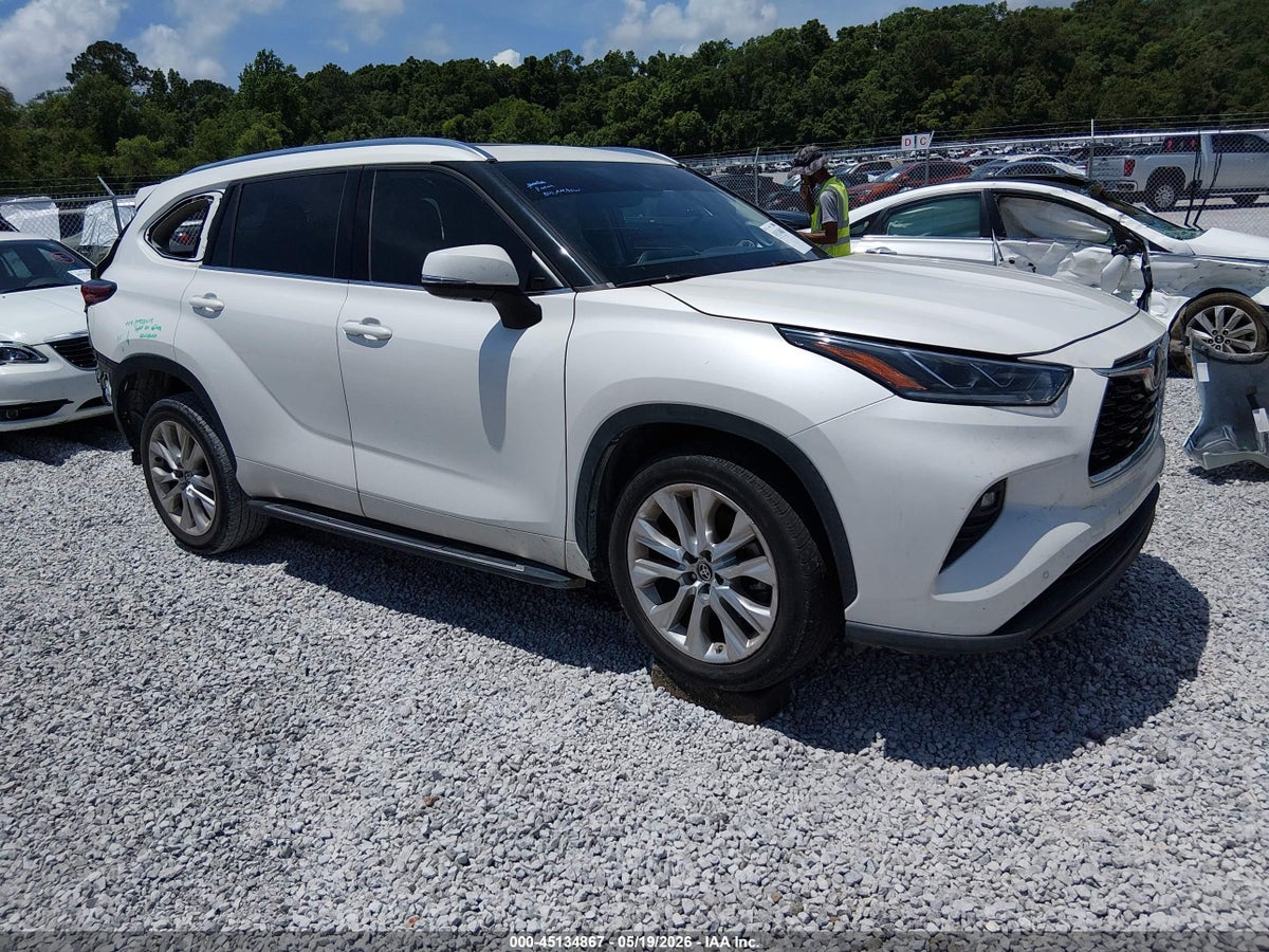 2021 TOYOTA HIGHLANDER LIMITED