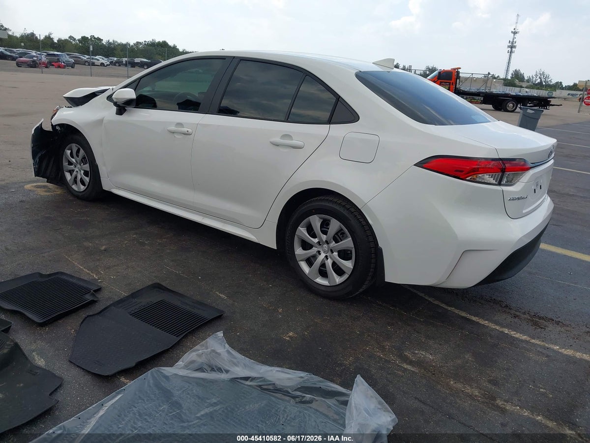 2026 TOYOTA COROLLA LE — снимка 3